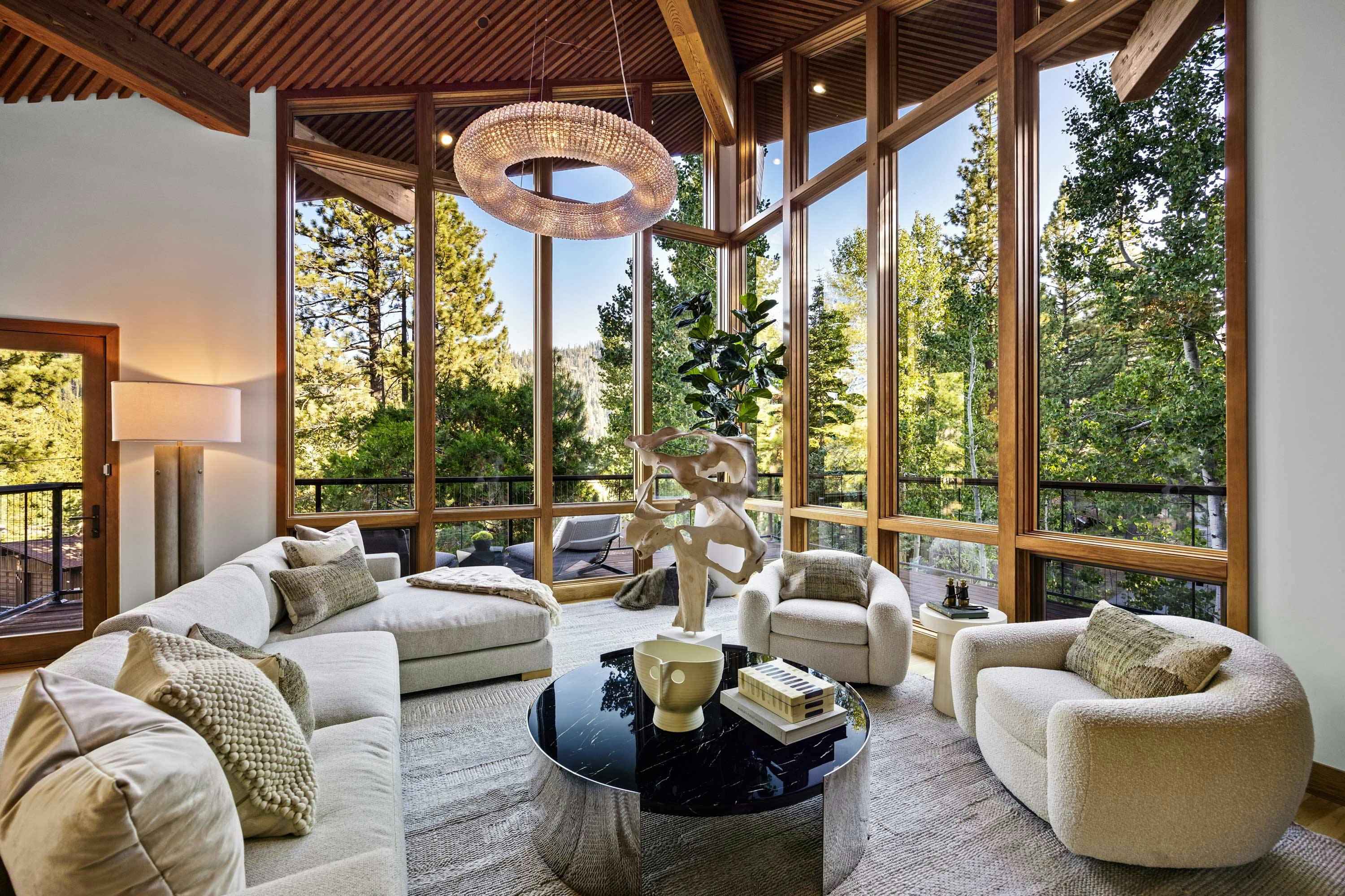 Meridith Baer Home - Interior Design